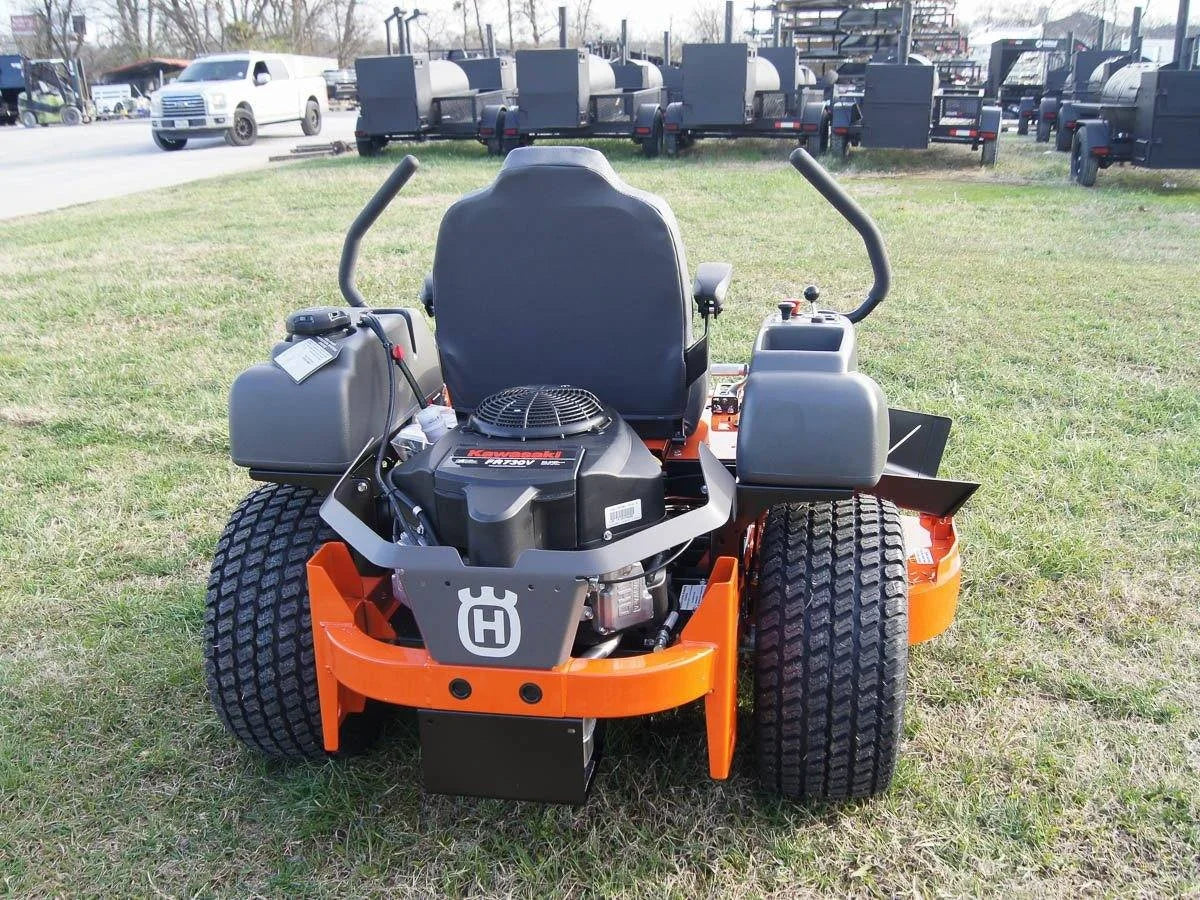Husqvarna MZ61 61" Zero Turn Lawns Mowers 24HP KAW (Scratch and Dent)