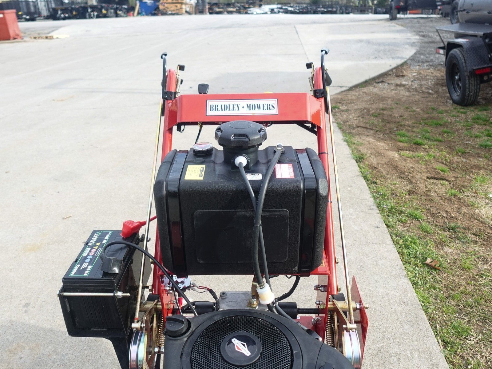 Bradley 36BDE-BS17 36" Belt Drive E-Clutch Walk Behind Mower 17.5HP Briggs