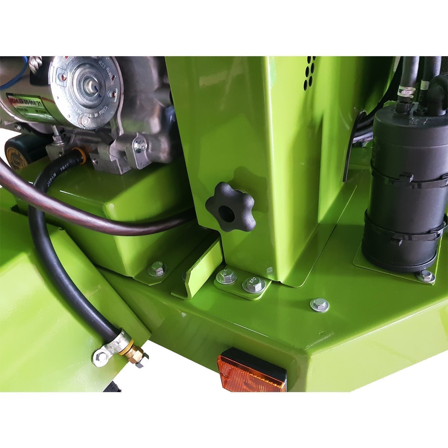 YARDBEAST 4.5” Commercial-Grade Chipper – YB4521