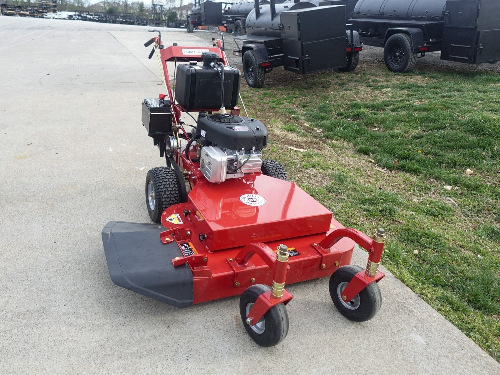 Bradley 36BDE-BS17 36" Belt Drive E-Clutch Walk Behind Mower 17.5HP Briggs